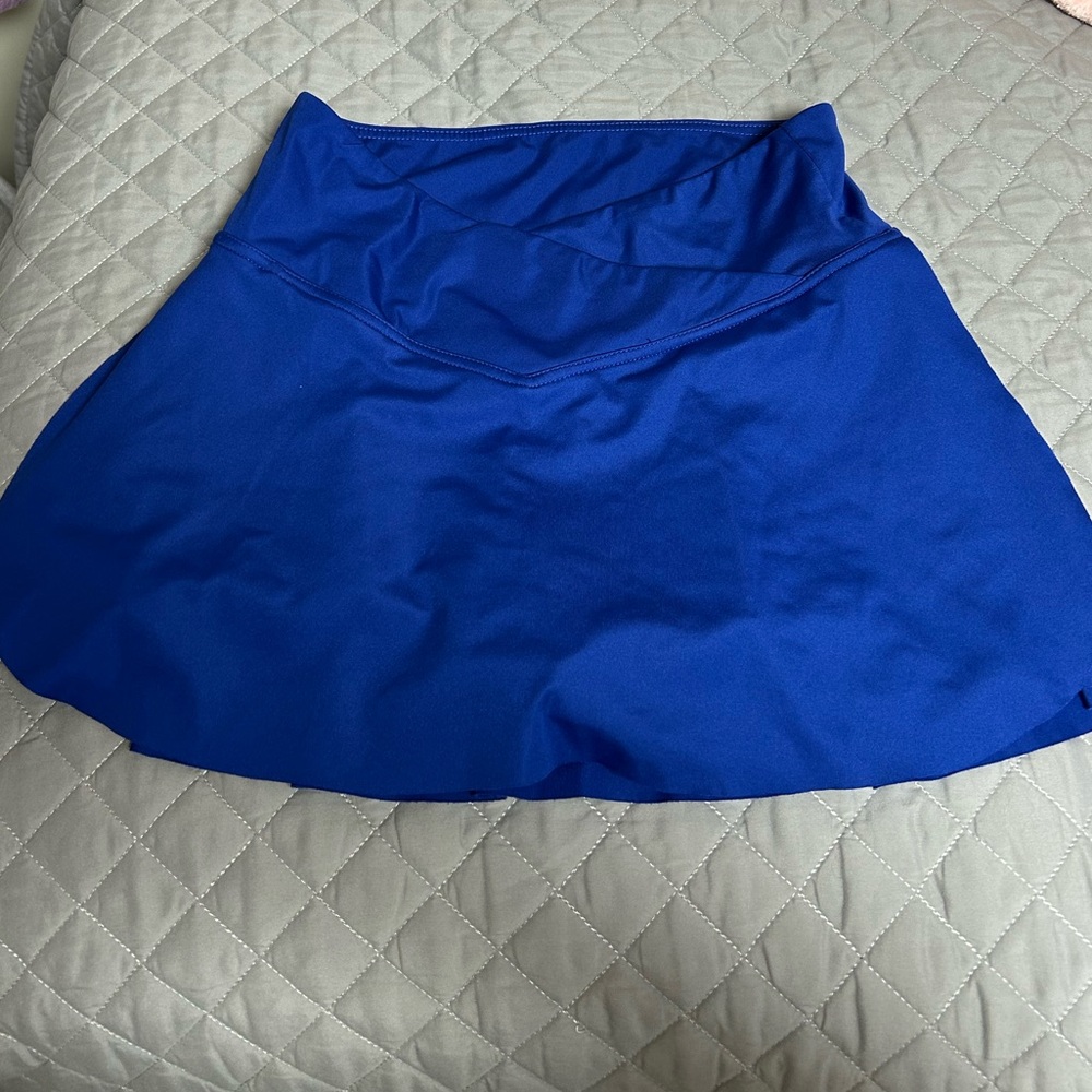 Amazon crossover skirt